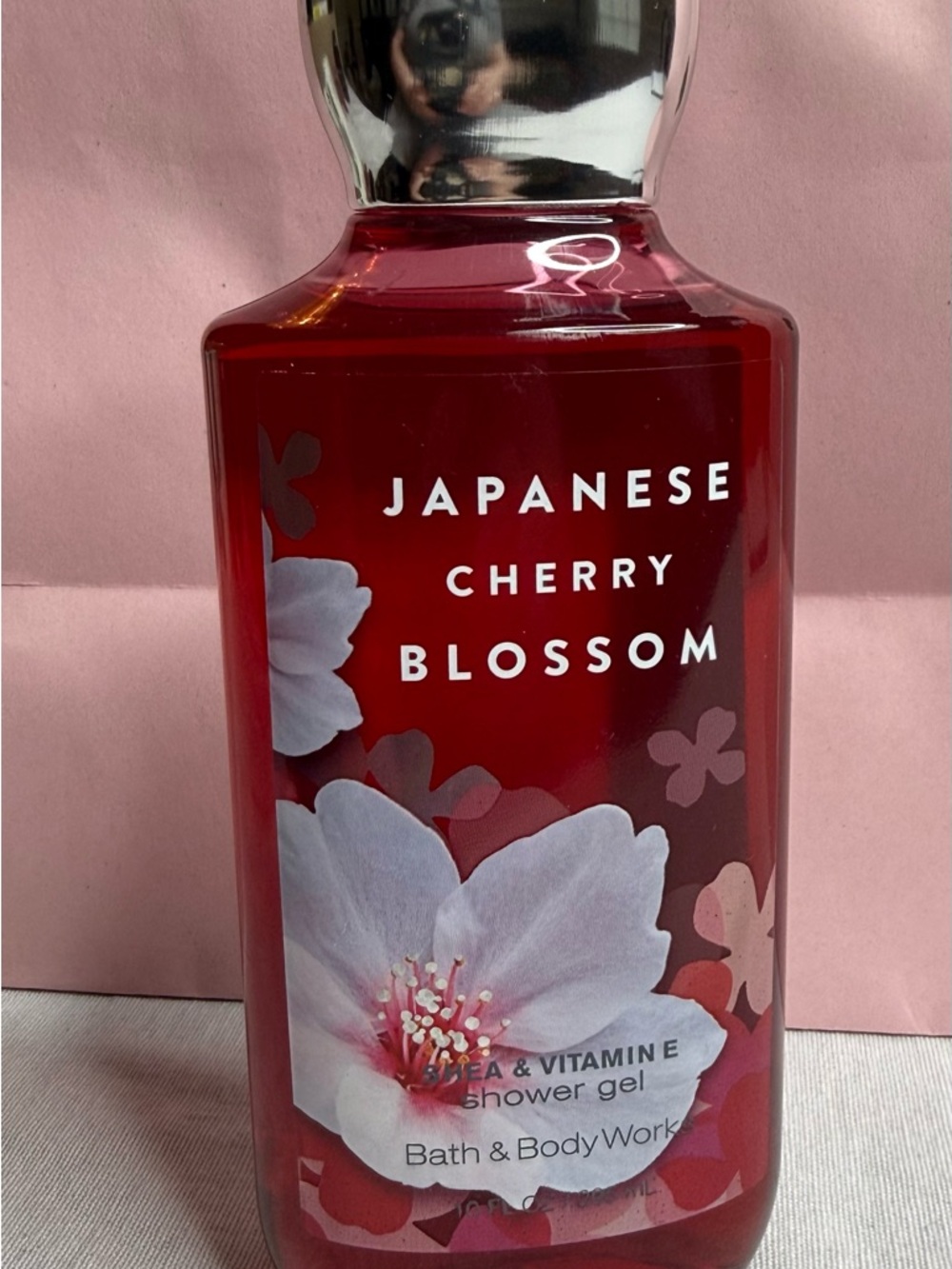 Bath & Body Works Japanese Cherry Blossom Shower Gel — red and pink